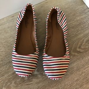 Lucky Brand red and navy flats 8.5 new